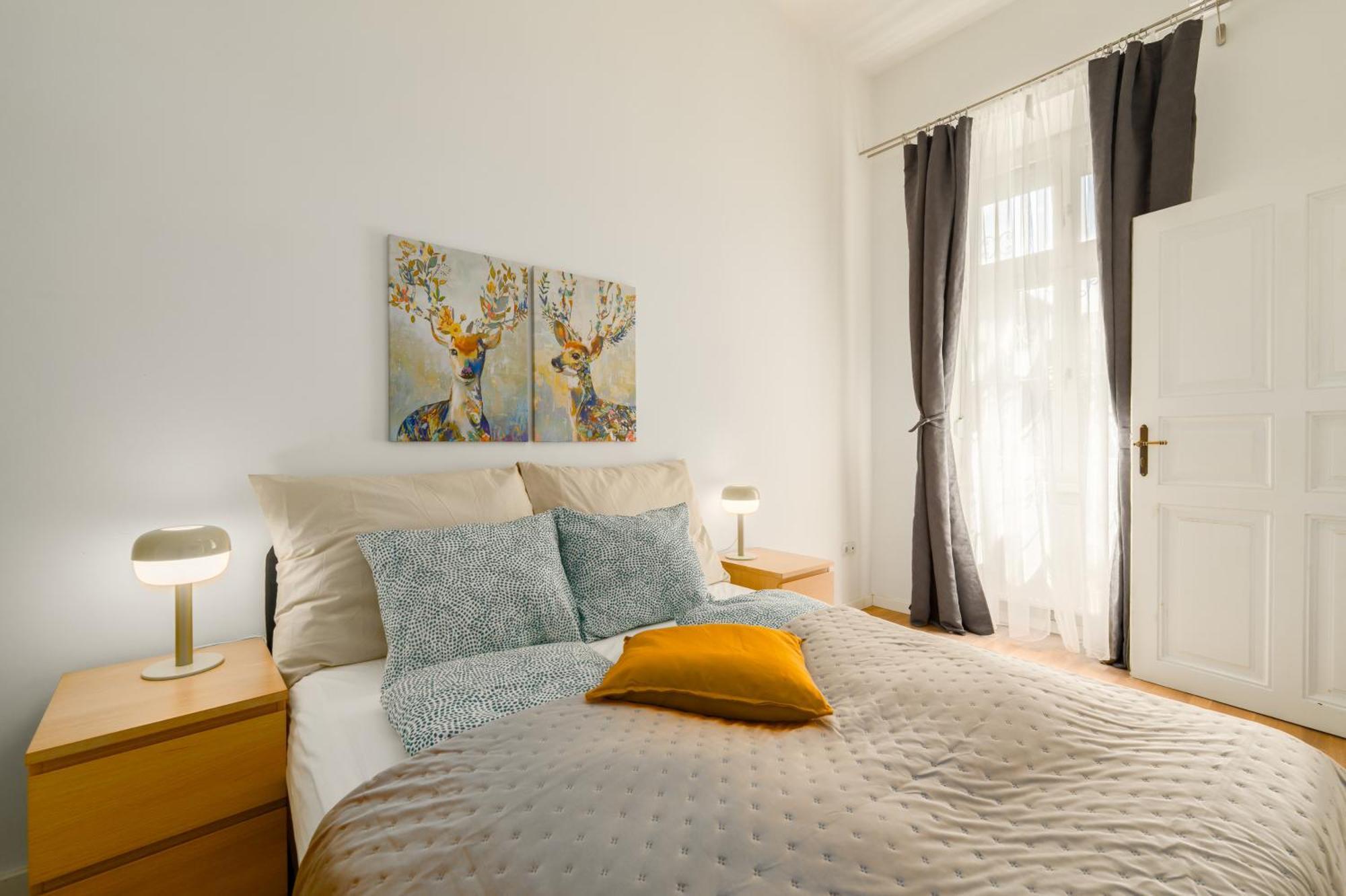 Spacious By Opera Apartment Budapest